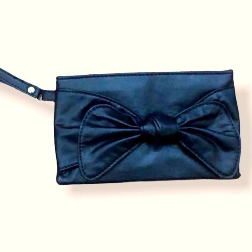 Bow clutch
